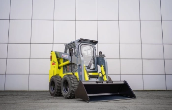 Мини-погрузчик WORKER M912HF