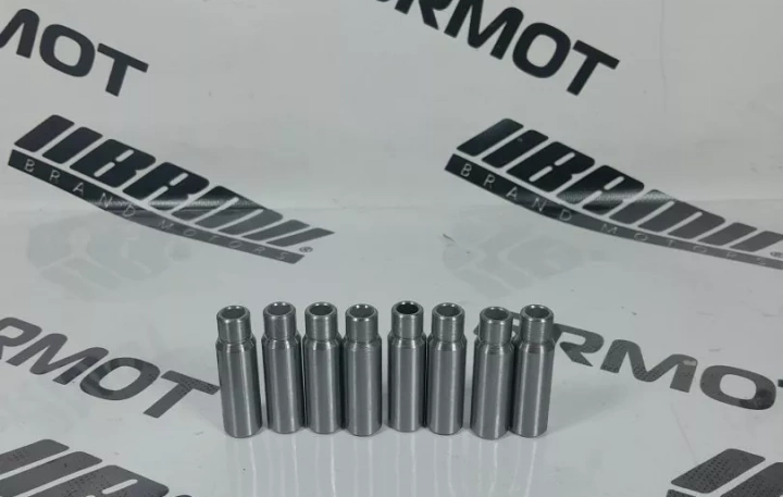 Направляющая клапана YN38GBZ комплект 8шт