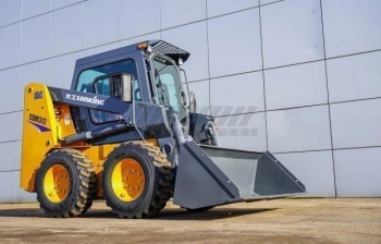 Мини-погрузчик Lonking CDM312 со стандартным гидропотоком