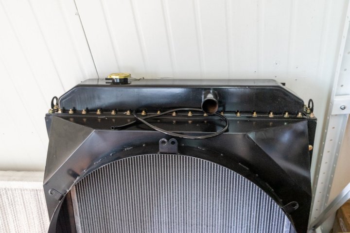 Радиатор для охлаждения дизельного двигателя внутреннего сгорания  LW500F 2